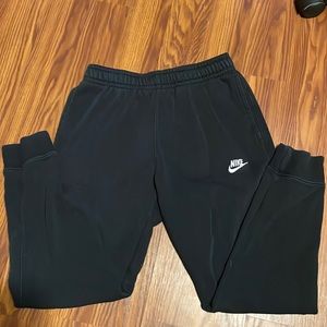 Men’s black Nike sweatpants